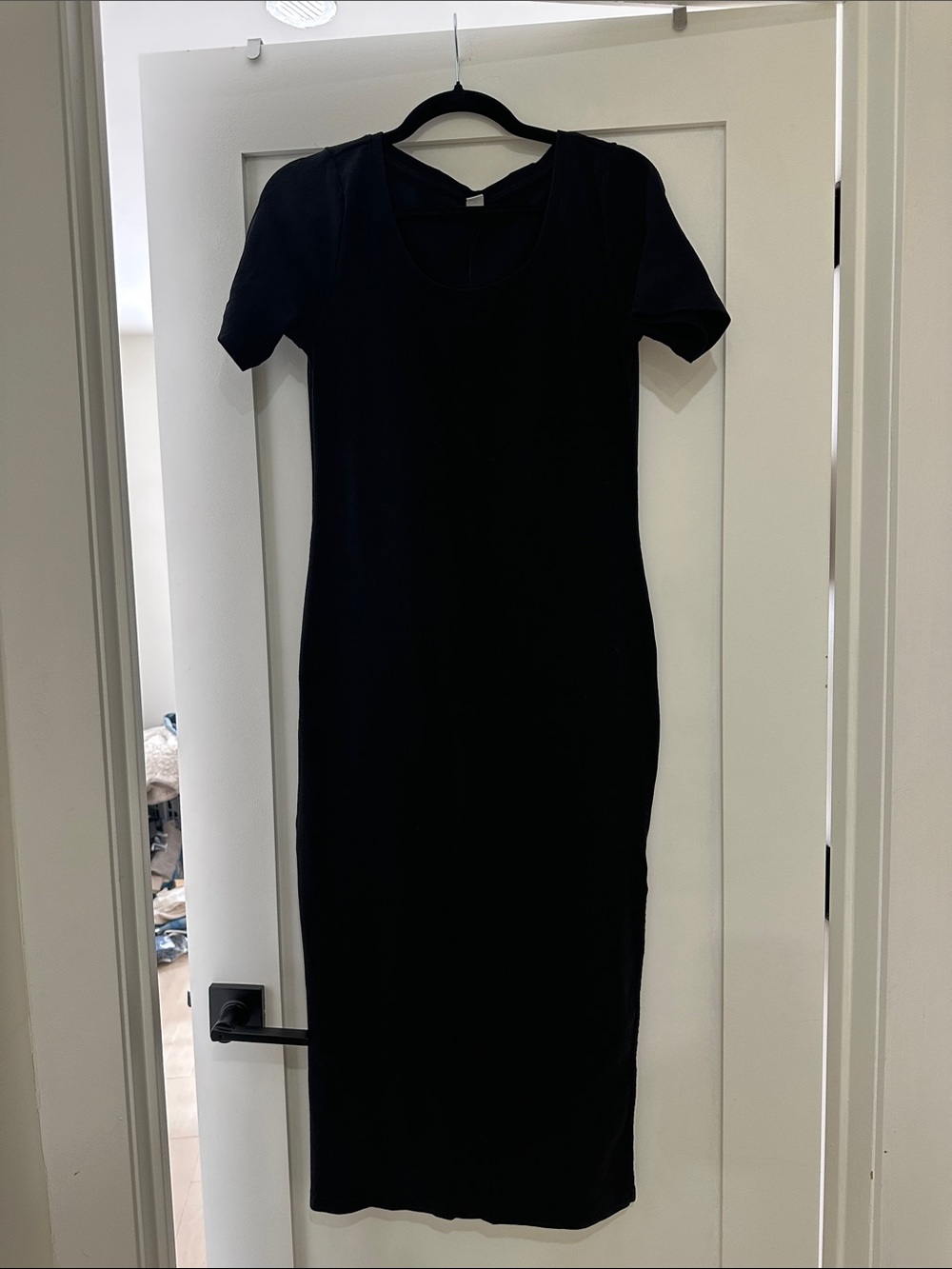 Old Navy Black Short-Sleeve Maxi Dress